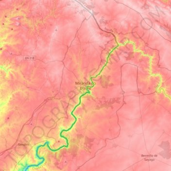 Mapa topográfico Miranda do Douro, altitud, relieve